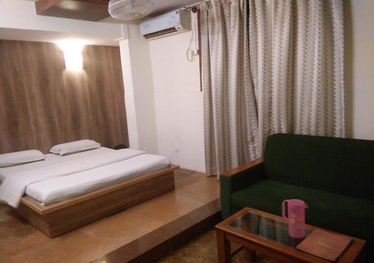 Ocean Inn Hotels Бангалор Экстерьер фото